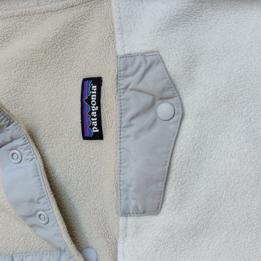 Patagonia Snap-T Synchilla fleece pullover sweater in white, beige and silver, M - Picture 5 of 13